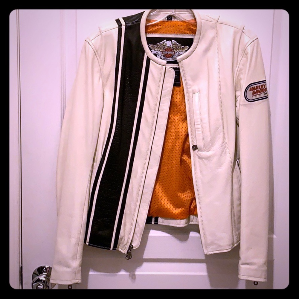 Harley Davidson Women’s pre-owned leather jacket